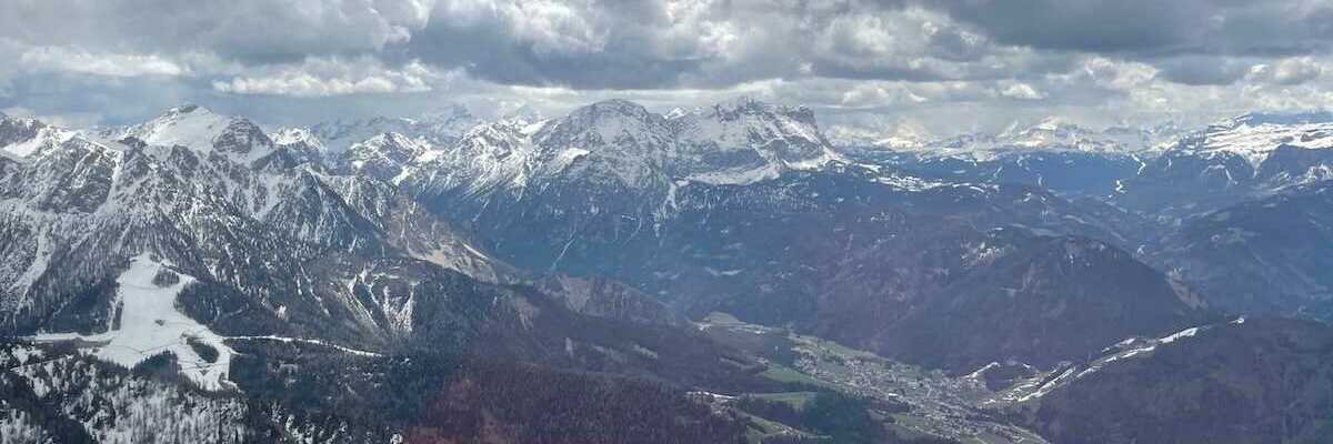 Flugwegposition um 11:08:04: Aufgenommen in der Nähe von 39030 St. Lorenzen, Autonome Provinz Bozen - Südtirol, Italien in 2474 Meter